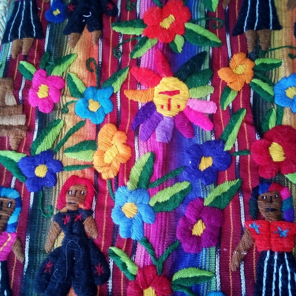 Guatemala handmade embroidery - Picture 1 of 8